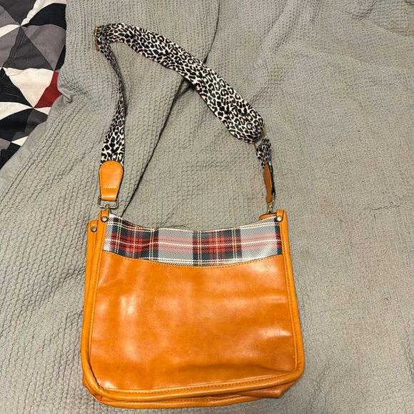 Lularoe Purse - Picture 1 of 3